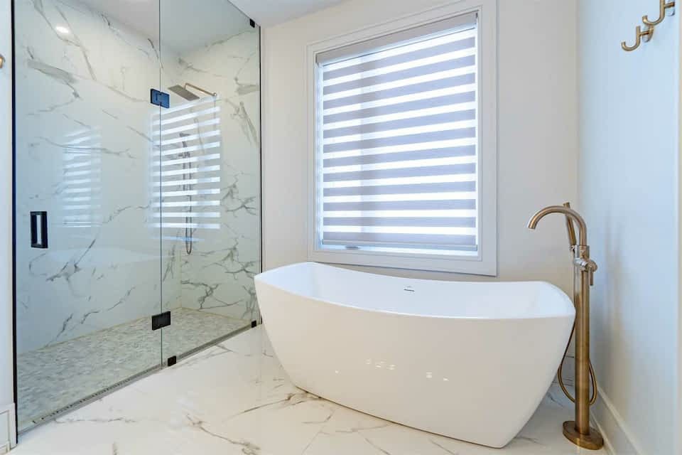 Bathroom renovation in Mississauga - view 1